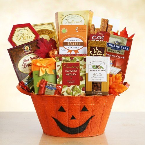 25+ Halloween Candy Basket Ideas