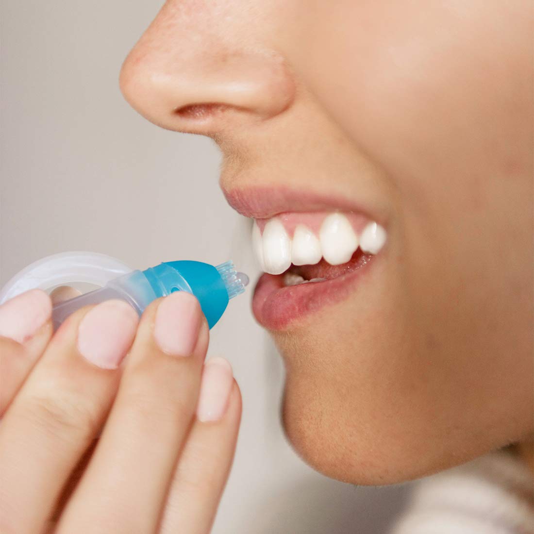 GLO Brilliant 3 Pack Teeth Whitening Gel Treatment Kit for Fast, Pain-Free, Long Lasting Results. Clinically Proven. Includes 3 GLO Vials: Premium Beauty
