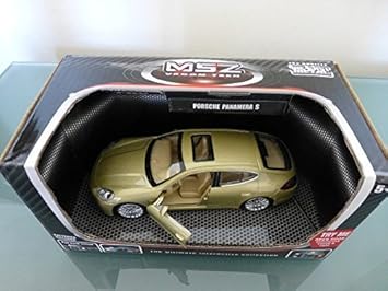 【クリックで詳細表示】Die Cast toy car - Porsche Panamera S 1：32 scale toy car with Lights and Sound by MSZ Vroom Tech [並行輸入品]