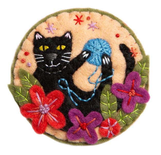 Hawthorn Handmade Black Cat Felt Craft Brooch Kit. Craft Kits for Adults, Includes Wool Felt Sheets, DMC Cotton Thread, Embroidery Needle, Instructions & More. Ideal Crafts for Adults - 8cm Diameter