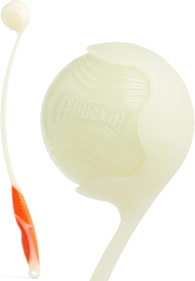 Chuckit! Max Glow 25M Pro Launcher with Glow Ball 63 cm Durable Rubber