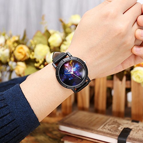 JSDDE Montre Femme Cadran de Ciel d\'étoiles Multicolore Aiguille Lune Bracelet PU Constellation