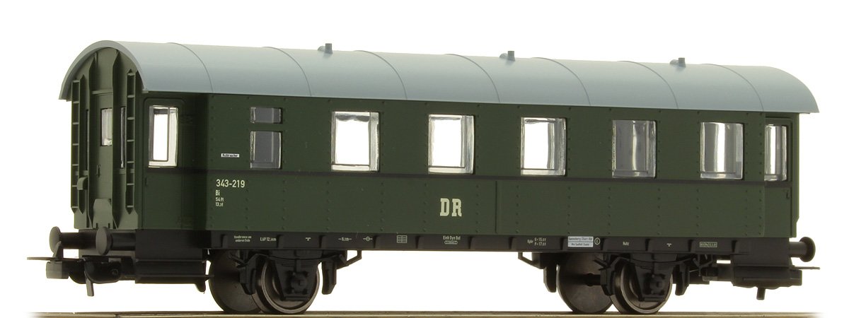 Piko 57631 – B 2nd Class Passenger Carriage
