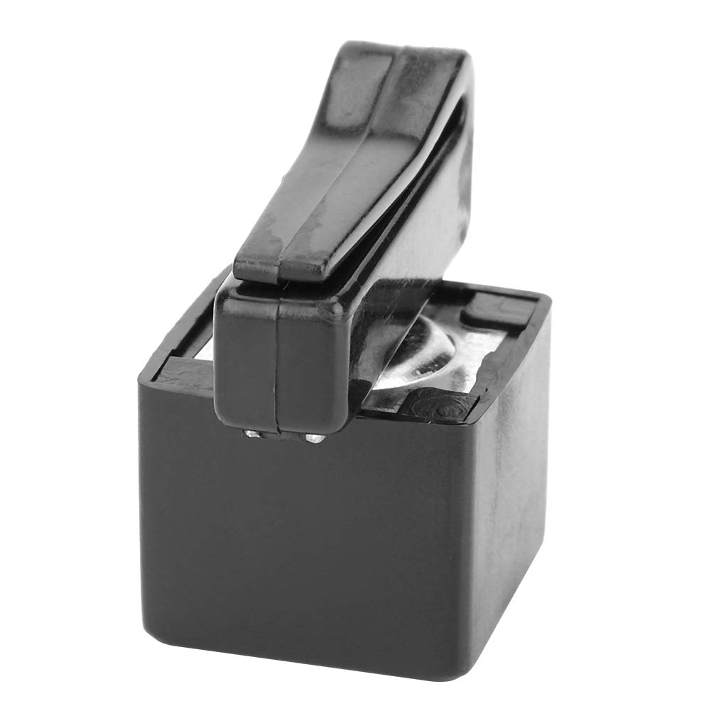 Akozon Pool Chalk Holder, Magnetic Wearable Holder for Pool Chalk, Portable Pool Billiards Cue Chalk Holder Clip for Snooker Accessories Tool