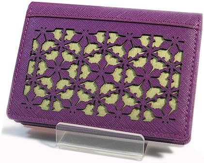 Amazon Co Jp フラワー 二つ折り レザー レディース カードケース カード入れ パスケース付き ハンドメイド パープル 文房具 オフィス用品