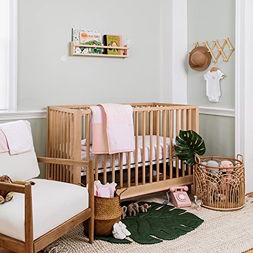 Burt's Bees Baby Dottie Bee Reversible Quilt, 100 Organic and 100 Polyester Fill (Blossom