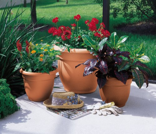 Bloem Fiskars 8 Inch Ariana with Self-Watering Grid, Color Clay