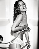 Rihanna 8x10 Celebrity Photo #32