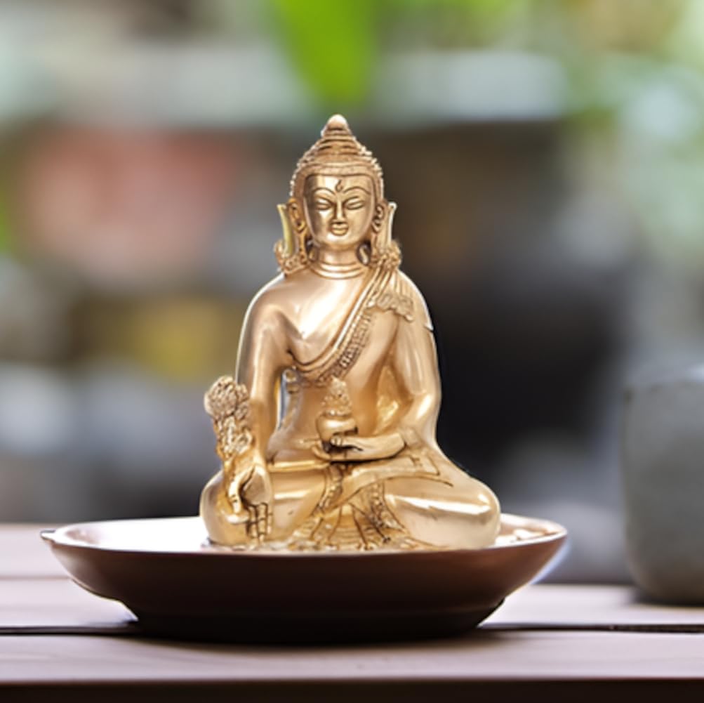 Purpledip Brass Idol Medicine Buddha: Vintage Golden Statue from Tibetan Healing (10531A)