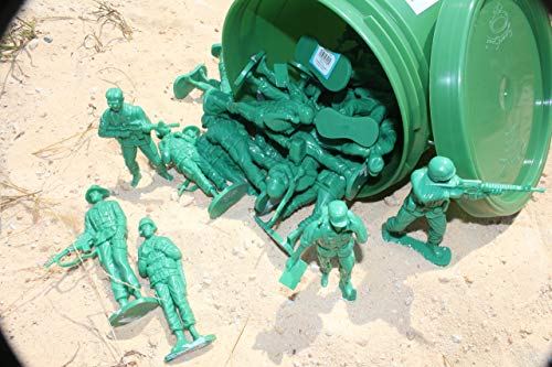 Well Pack Box Green Bucket of 24 Giant Army Men Tall Action Figures Soldiers Perfect for Sandbox Bathtub Party