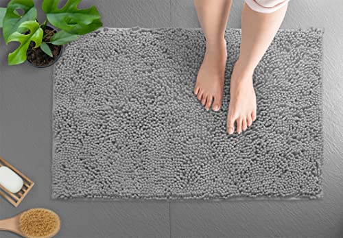 LuxUrux Small Bath Mat – AS-SEEN-ON-TV – Extra-Soft Plush Shower Rug, 42 x 60 cm Compact Chenille Microfiber Bathroom Rug, Super Absorbent Shaggy Bath Mat (Light Grey)