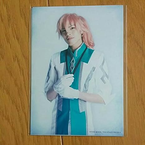 Amazon Fgo Fate Grand Order 神聖円卓領域 キャメロット 舞台 The Stage キャストブロマイドセット ロマニ アーキマン ドクターロマン アイドル 芸能人グッズ 通販