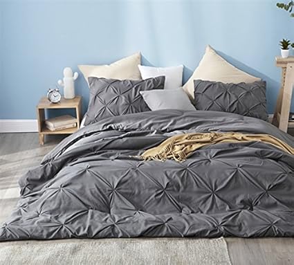 Amazon Com Byourbed Granite Gray Pin Tuck King Comforter