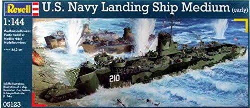 RVG05123 1:144 Revell German US Navy Landing Ship Medium (Early) [MODEL BUILDING KIT]