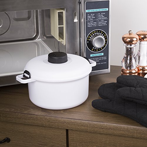 Handy Gourmet Micromaster Kitchen Microwave Pressure Cooker White