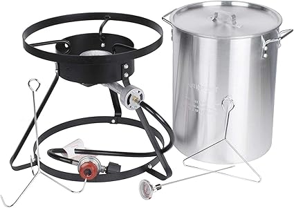 Amazon Com Backyard Pro Weekend Series 30 Qt Turkey Fryer Kit With Stainless Steel Stock Pot And Accessories 55 000 Btu Thanksgiving Outdoor Cooking Garden Outdoor