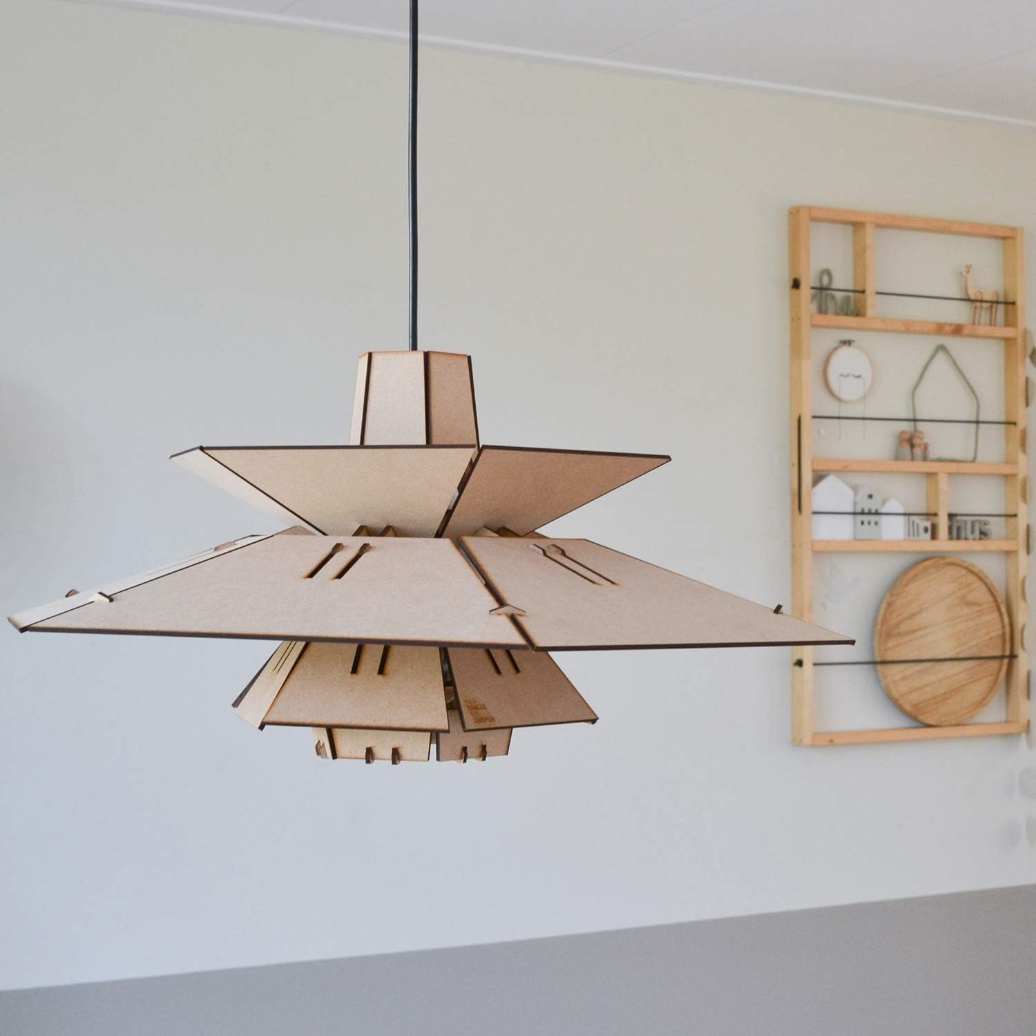 PM5 Pendelleuchte aus Holz in ausgefallenem Design mit rustikaler Optik