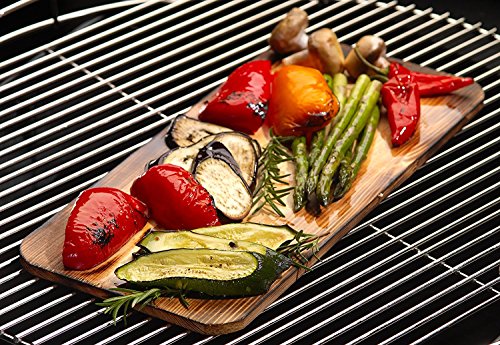 TrueFire Gourmet Premium Cedar Grilling Planks 7 x 12 inch (24-pack) – Add a delicious, smoky flavor to your grilling favorites: Salmon, Veggies, Meats, Seafood & More