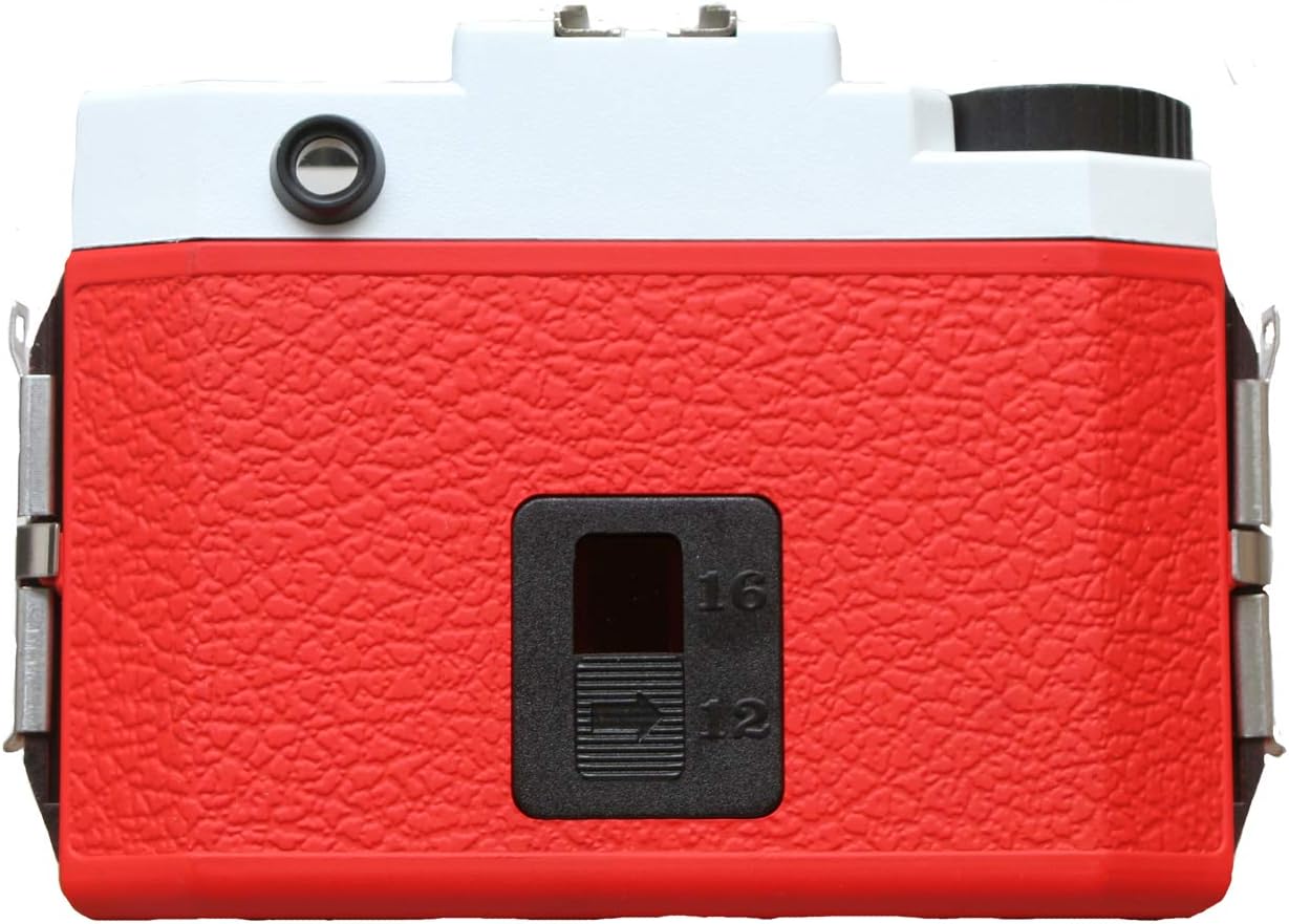Holga 120N White Top Red Body 120 Format Film Camera - Image 3
