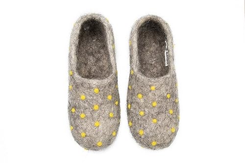 minimalist house shoes