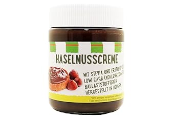 Haselnusscreme low carb (kohlenhydratreduziert - 90% weniger verwertbare Kohlenhydrate als herkömmliche Nuss-Nougat-Cremes) /