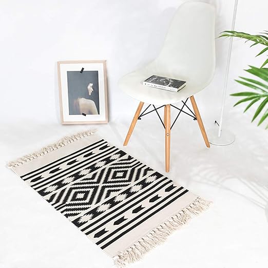 Amazon Com Cotton Printed Rug Seavish Decorative Nordic Geometric Hand Woven Rag Rug Entryway Thin Throw Rug 20 W X 31 L For Living Room Laundry Room Dorm Home Kitchen