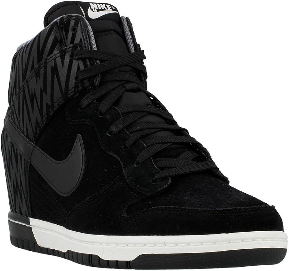 nike womens sky high dunks