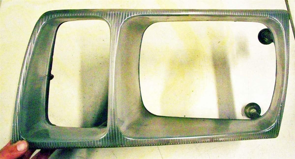Headlight Bezel Door, Left W126 Sedan '79-'85 US