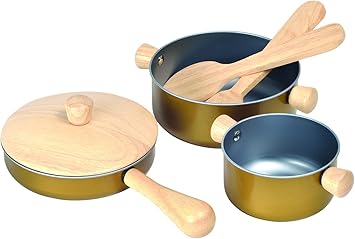 childrens wooden saucepan set