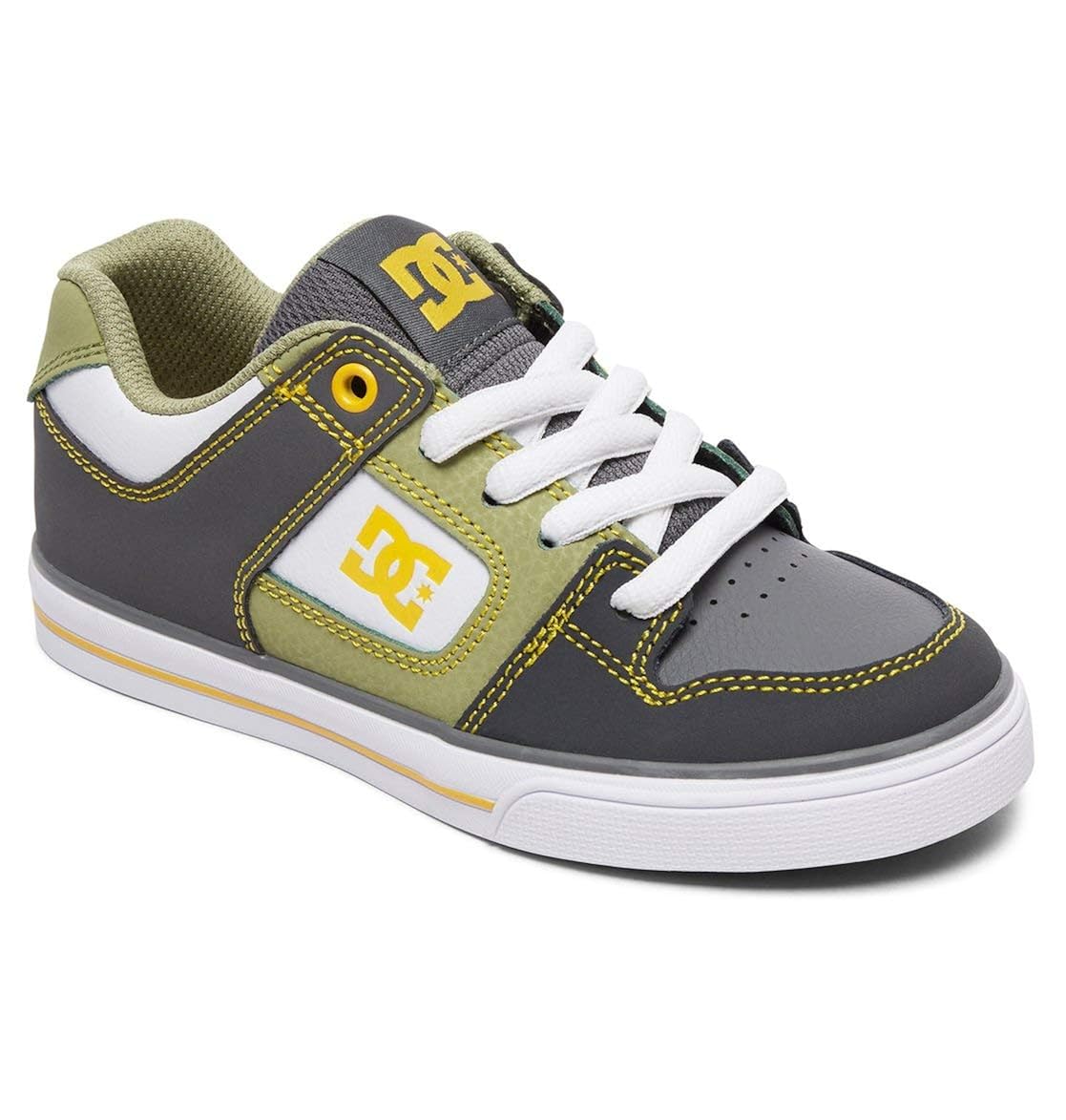 dc shoes 38