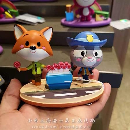 Amazon ズートピア ニック ジュディ 車 カーアクセサリー 模型 フィギュア 首振り人形 上海 香港 ディズニー ダッフィー ミッキー ミニー 狐 兎 並行輸入品 フィギュア ドール 通販