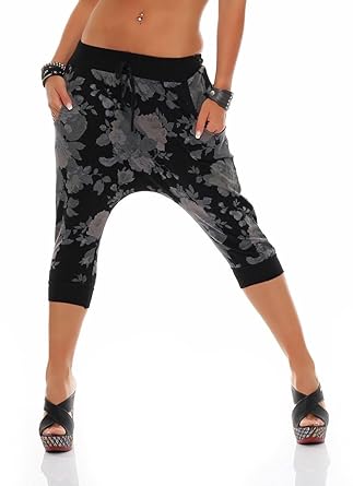 Malito Damen Haremshose kurz | Boyfriendhose im Baggy Style | Jogginghose mit Rosen Print | Pants - Bermuda 20027