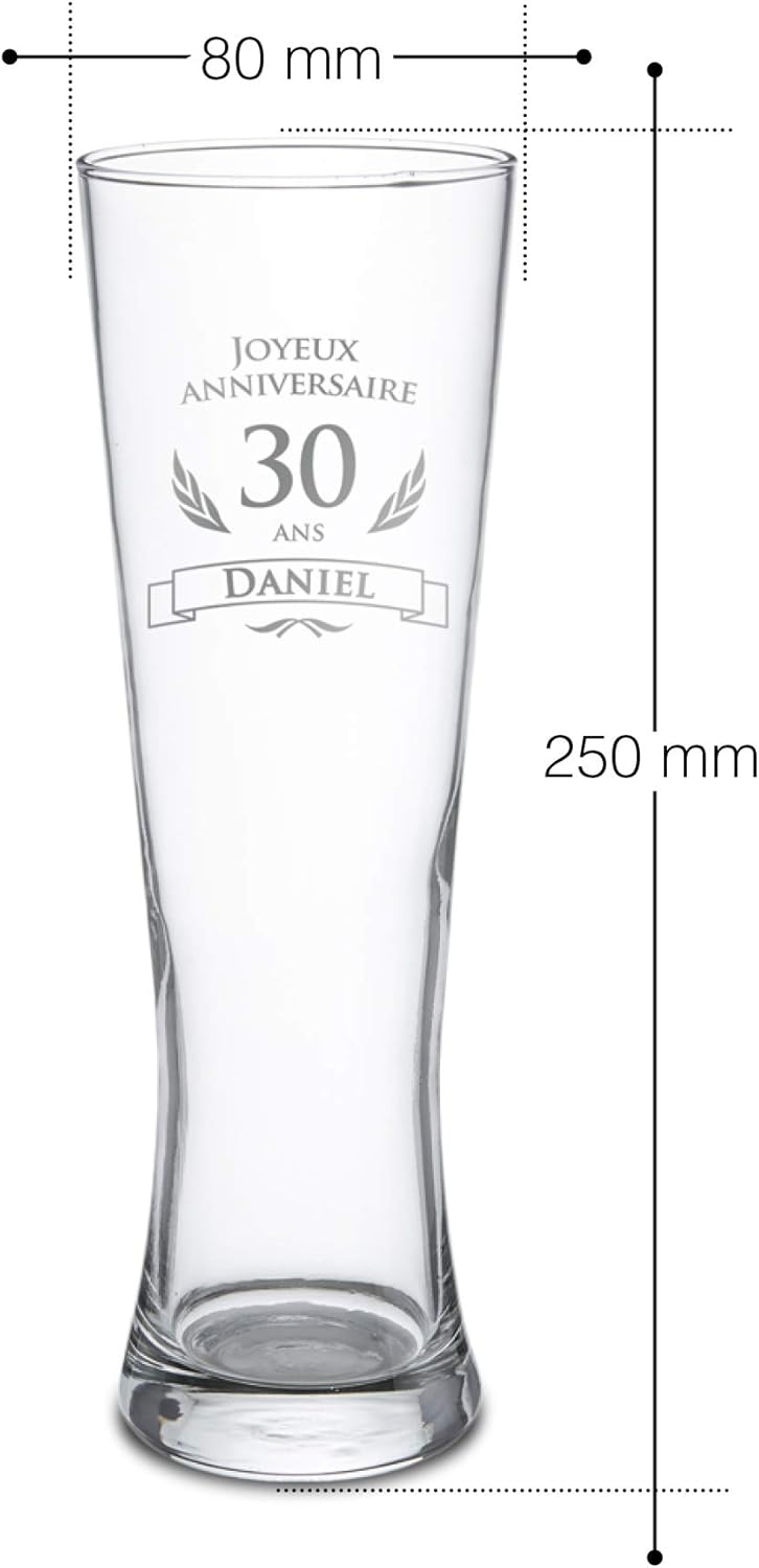 Amavel Verre A Biere Blanche Avec Gravure Personnalisee Joyeux Anniversaire 30 Ans Prenom Env 0 5 L Amazon Fr Cuisine Maison