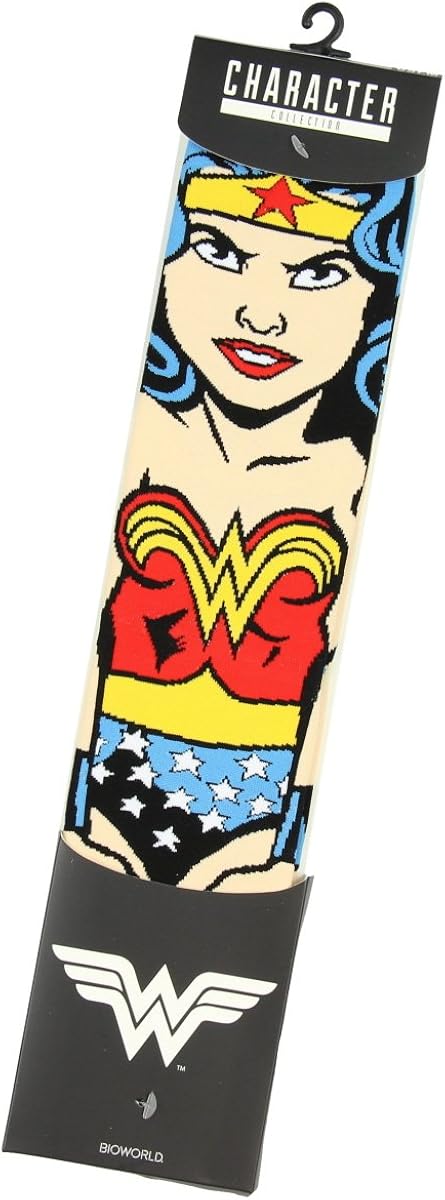 DC Comics Wonder Woman 360 Crew Socks: Clothing