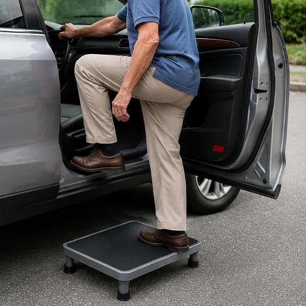 AERANTO HEAVY-DUTY ONE STEP STOOL WITH CARRY HANDLE – 4.1″ LOW FOOT STOOL, NON-SLIP RUBBER PLATFORM, 500LB CAPACITY – PORTABLE SAFETY STEP STOOLS FOR ADULTS, SENIORS, BATHROOM, BED, SUV, 17″X13″