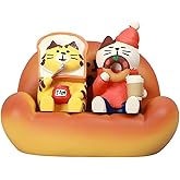 Eysinyge Cat Figurine Set, Resin Bread Sofa with Tiger and Kitty Statues, Desk Decor, 3 Pieces Funny Gifts for Cat Lovers