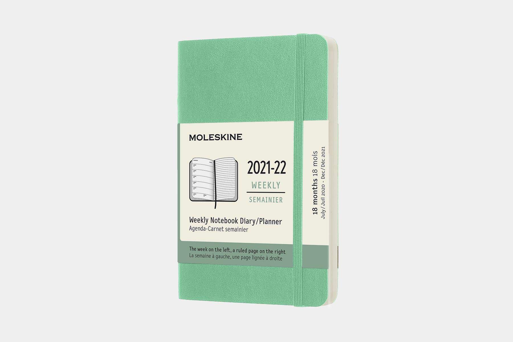 Moleskine - 18-Month Weekly Planner/Diary, Pocket Planner 2021/2022, Weekly Notebook with Soft Cover and Elastic Closure, Size Pocket 9 x 14 cm, Colour Ice Green, 208 Pages