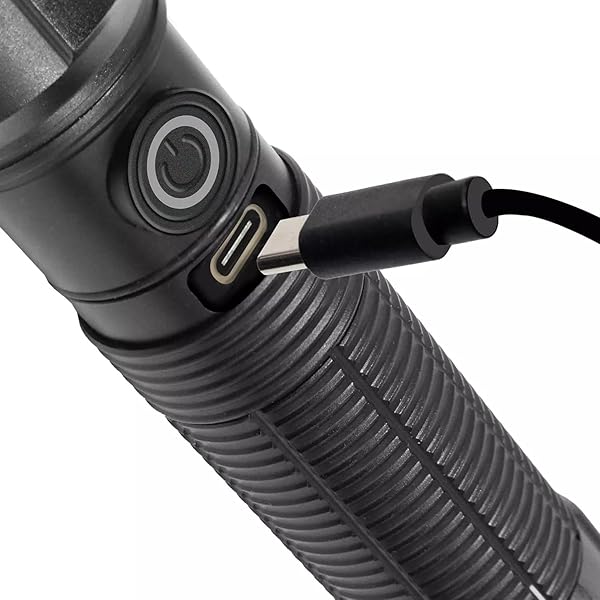 MEMBER’S MARK 1700 LUMEN DUAL POWER LED FLASHLIGHT SET (PACK OF 3)