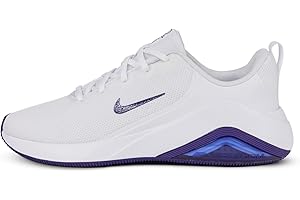 Nike Women's Bella 7 Sneaker