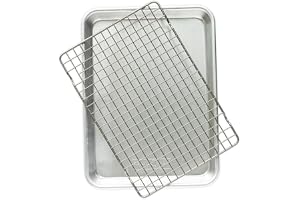 Nordic Ware Naturals® Quarter Sheet with Oven-Safe Nonstick Grid
