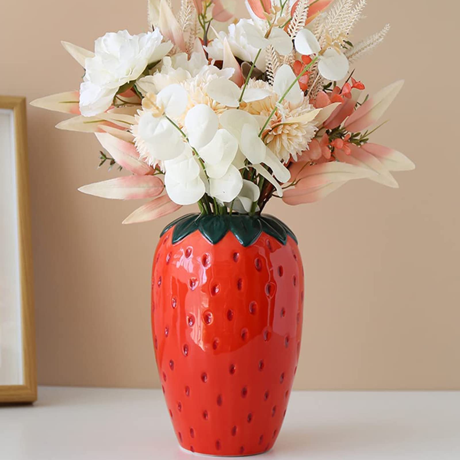Arawat Ceramic Vases Strawberry Decorative Flower Vase Strawberry Table Vase for Pampas Grass Flowers Dried Flowers Modern Vases for Table Decoration Wedding Tulip Vase 20 x 14 x 14 cm