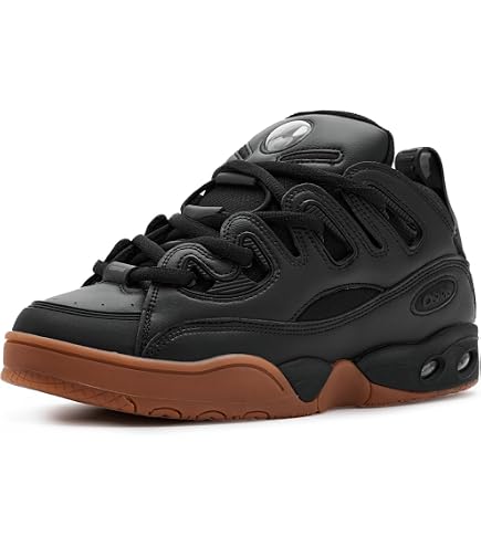 Osiris D3 2001 Men\'s Skate Shoes Faux Leather Lace-Up Low Top Osiris Mens D3 2001 In Black Gum Sole Lace up Skate Trainer  main image 3