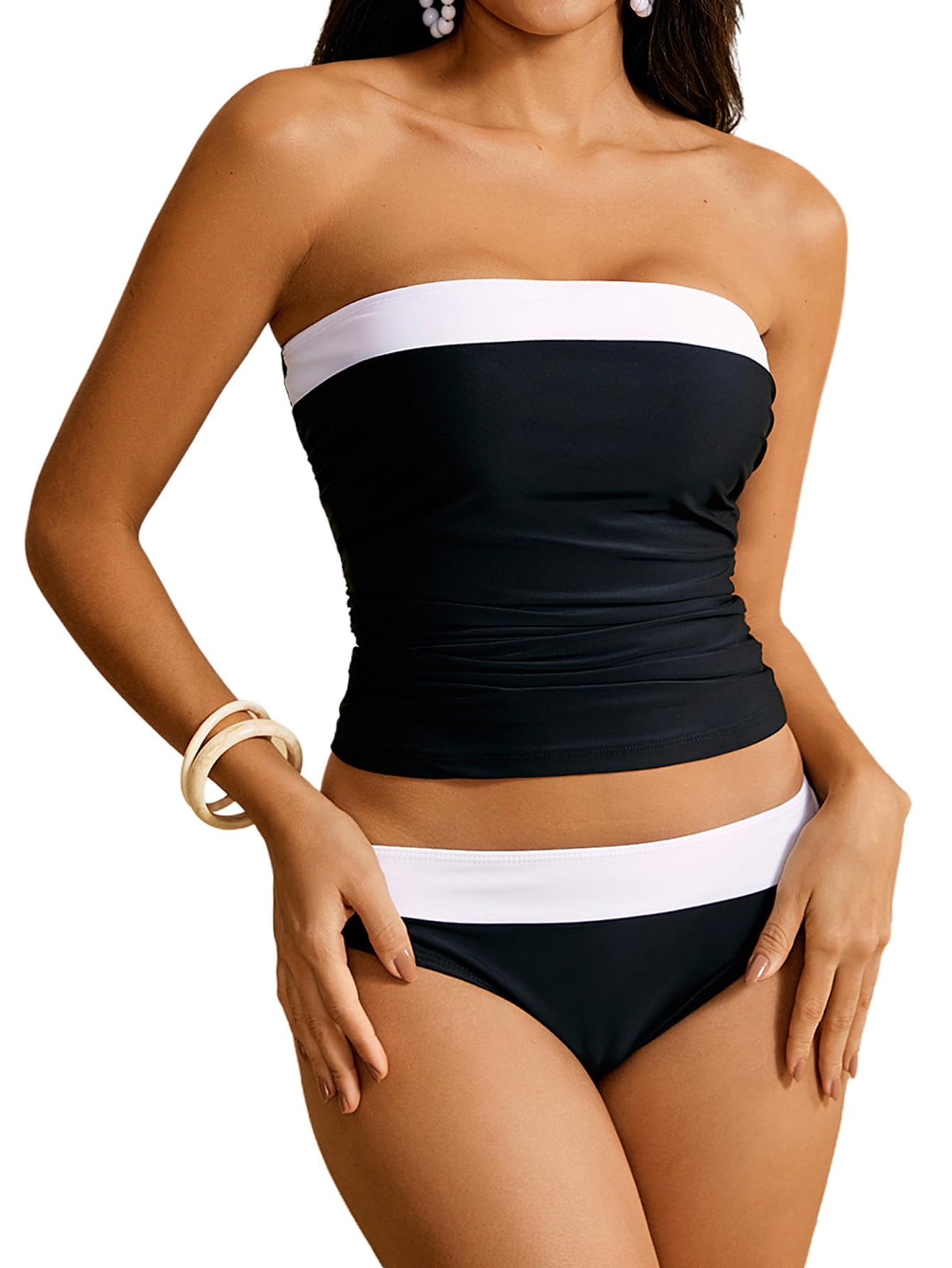 Photo 1 of WDIRARA Women's 2 Piece Color Block Tankini Set Bandeau Strapless Ruched Bathing Swimsuit M