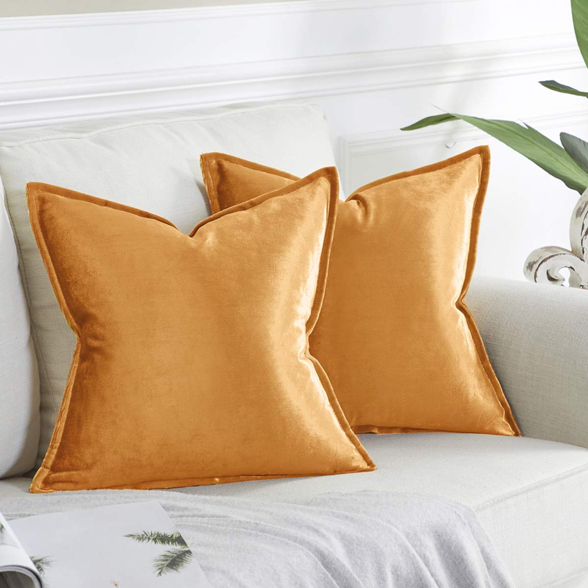 OMMATO Velvet Cushion Covers 45cm x 45cm Square Cinnamon Orange Decorative Throw Pillow Covers for Couch Sofa Living Room 18x18 inch 2 Pack