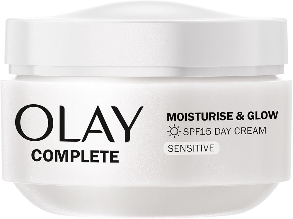 Olay Complete Moisturise & Glow Day Cream Sensitive Skin SPF15 50ml Healthy
