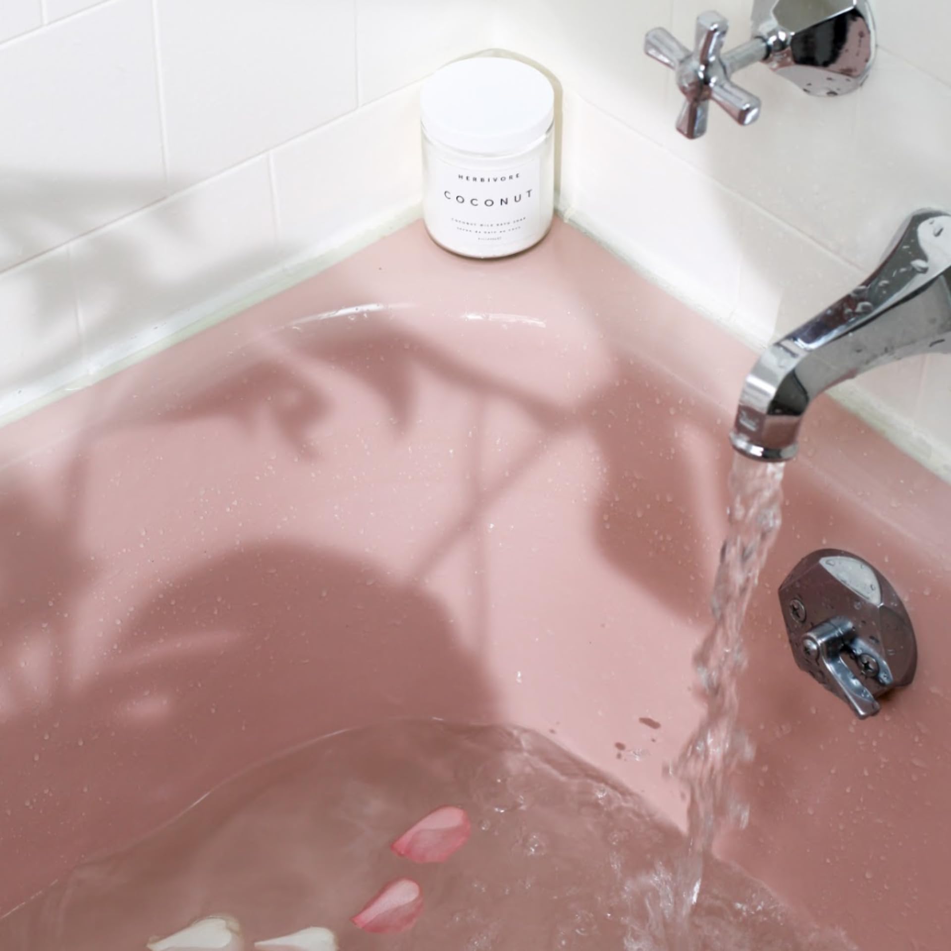 HERBIVORE Coconut Milk Bath Soak | Deeply Hydrating + Skin Softening, Soothing Light Coconut Scent, Vegan, Plant-Based
