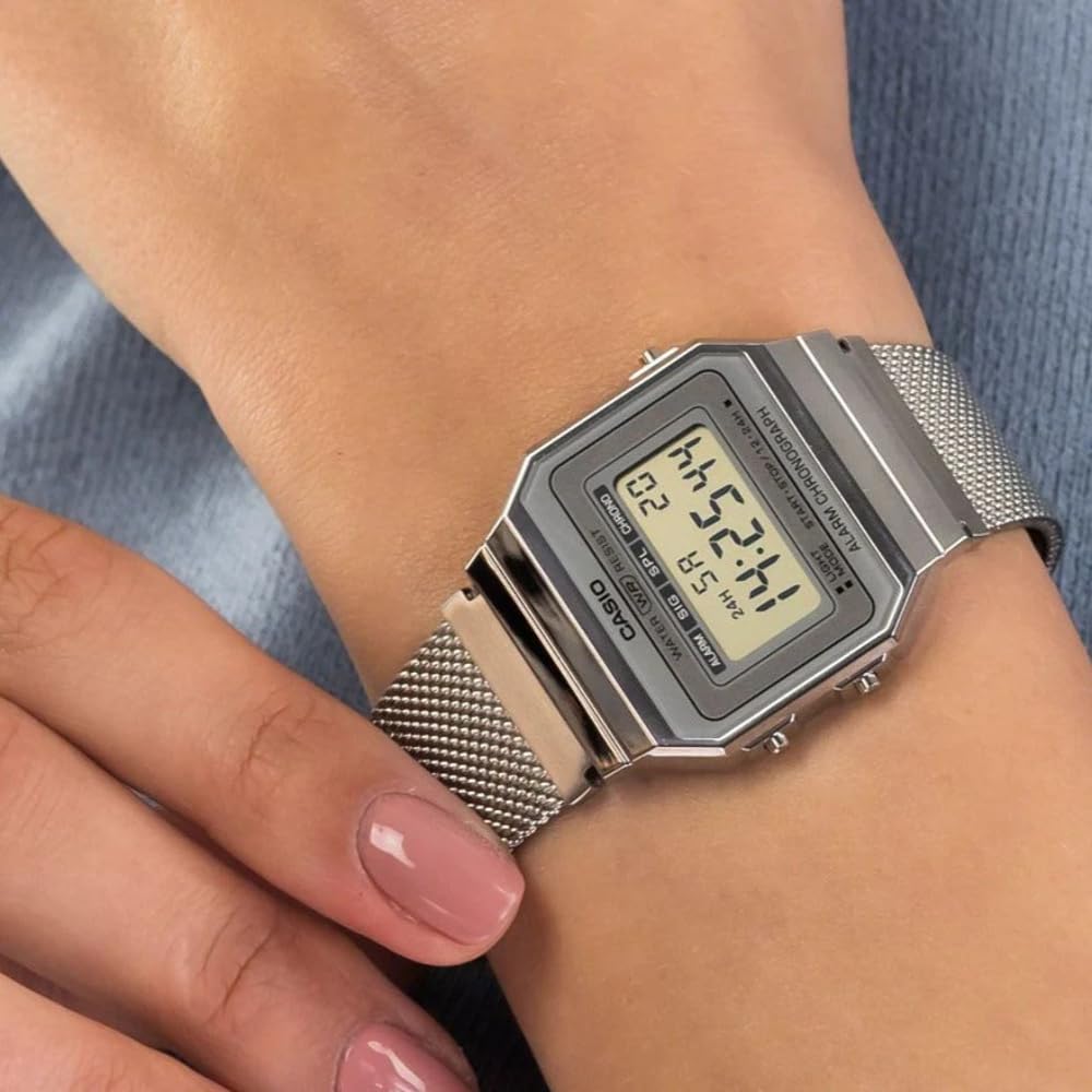 Casio Women's Autumn-Winter 19 Vintage Digital Watch