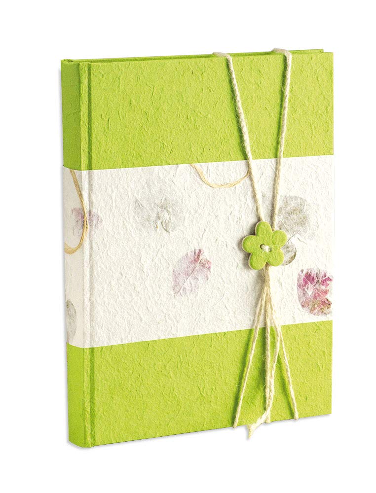 Mareli Album 23 x 30/30 fg made of plain rice paper and floral rice paper with press stud closure and string