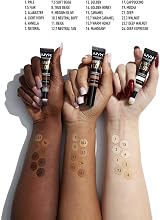 NYX Born To Glow Radiant Concealer N. Soft Beige Brand NYX Professional Makeup view 3