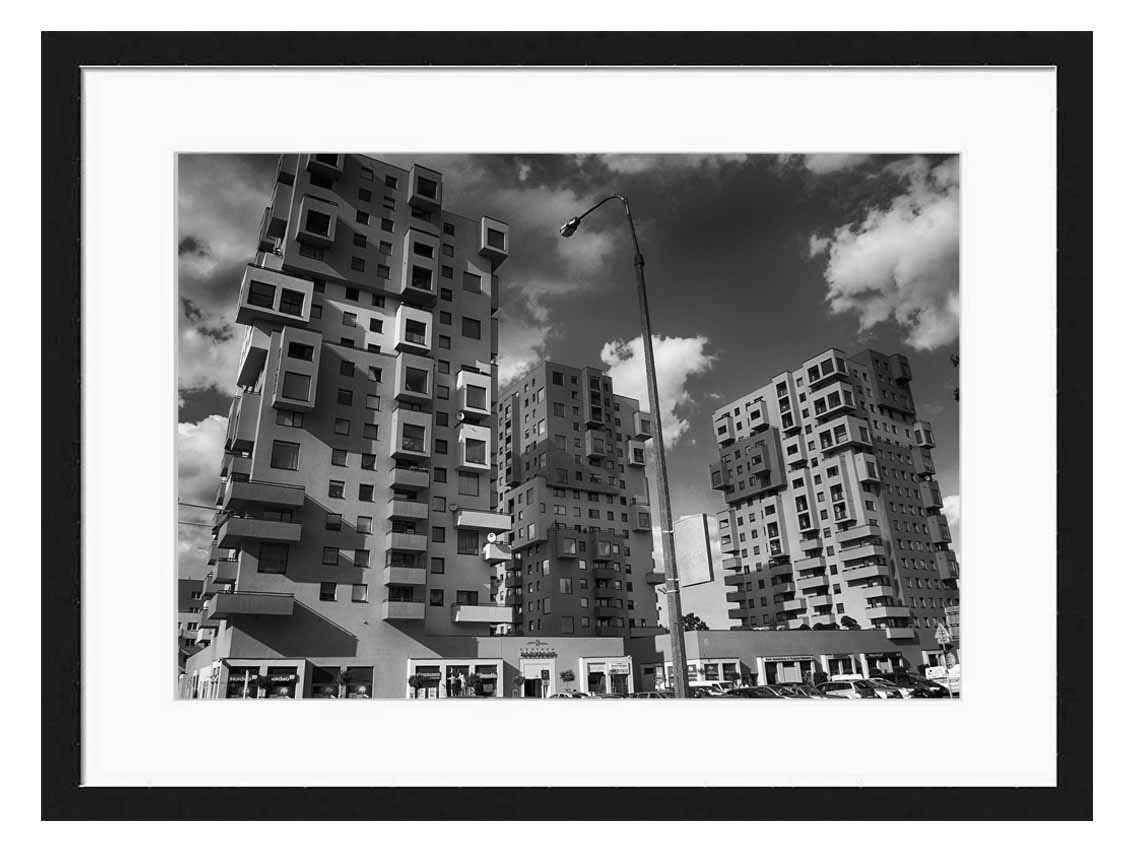 Wood Framed Canvas Artwork Home Decore Wall Art (Black White 20x14 inch) - Gdansk Poland City Cities